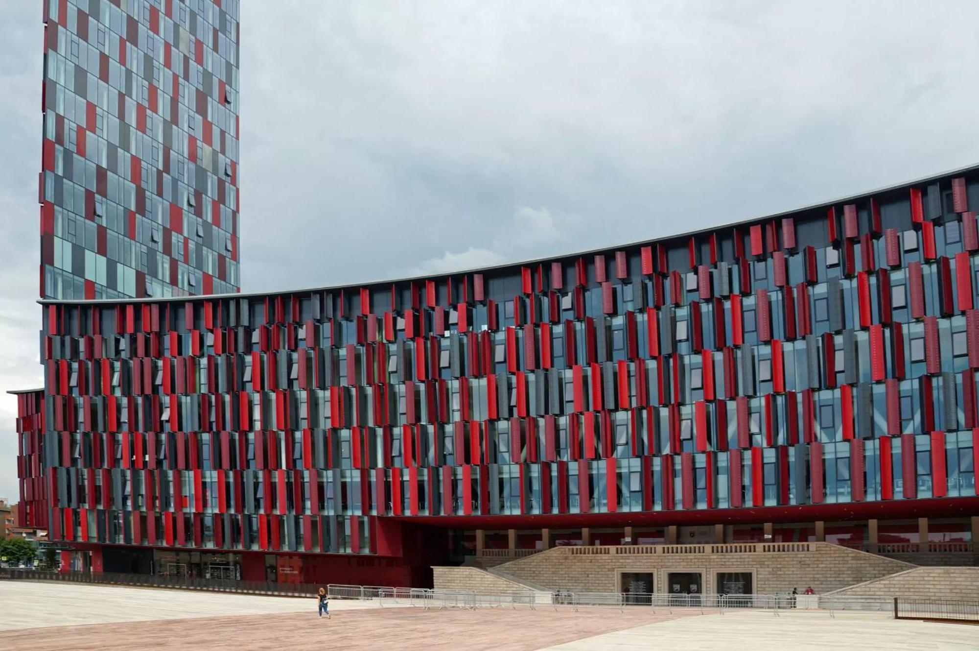 Cozy Flat Near Air Albania Stadium 1 Tirana Exterior photo